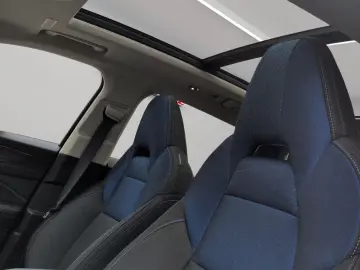 LYNC AND CO 01 PHEV 360 LED Panorama ACC BLIS