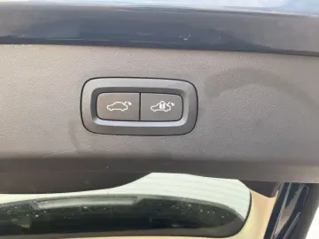 LYNC AND CO 01 1.5 262pk PHEV Adapt.Cruise Panodak Carplay M