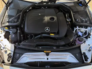 MERCEDES-BENZ C200 Cabrio 4Matic AMG-Line ACC 360  H…