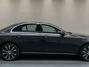 MERCEDES-BENZ E300 de  1. HAND LUXURY PAKET MEMORY