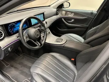 MERCEDES-BENZ E300 de  1. HAND LUXURY PAKET MEMORY