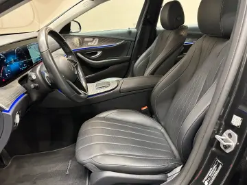 MERCEDES-BENZ E300 de  1. HAND LUXURY PAKET MEMORY