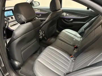 MERCEDES-BENZ E300 de  1. HAND LUXURY PAKET MEMORY