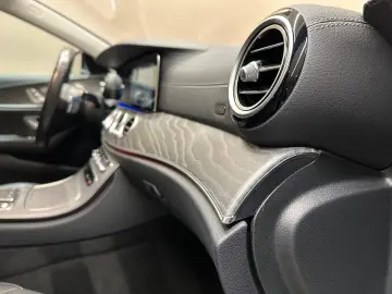 MERCEDES-BENZ E300 de  1. HAND LUXURY PAKET MEMORY