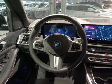 BMW X5 xDrive50e M Sport LED Navi HuD CAM Ha-Kardon