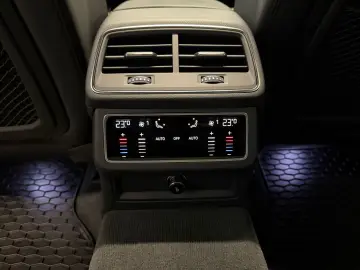AUDI A6 Lim. 5 J. Garantie S-line Black Pano B&O LED