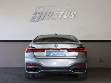 BMW 730d 360  HUD SHZ DAB AIRMATIC HarmanKardon R19