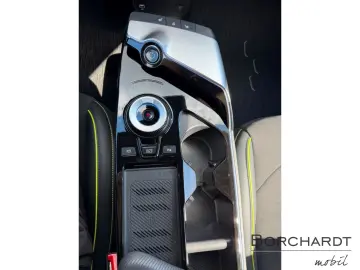 KIA EV6 GT AWD 77 4 585PS 360  800V Head-Up Meridian