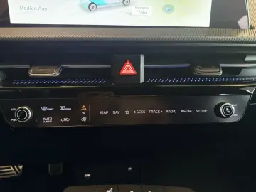 KIA EV6 GT 4WD MERIDIAN HUD 360 ACC Alcantara 1.Hand