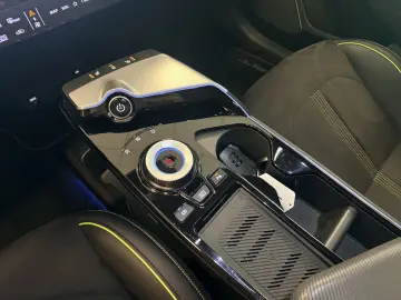 KIA EV6 GT 4WD MERIDIAN HUD 360 ACC Alcantara 1.Hand