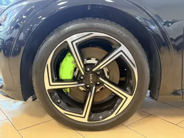 KIA EV6 GT 4WD MERIDIAN HUD 360 ACC Alcantara 1.Hand