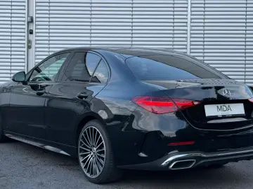 MERCEDES-BENZ C 300d AMG-LINE 19-ZOLL NIGHT KeyGo