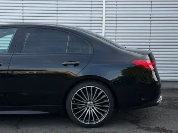 MERCEDES-BENZ C 300d AMG-LINE 19-ZOLL NIGHT KeyGo
