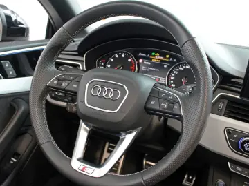 AUDI A5 Cabriolet 45 2.0 TFSI quattro S-Line LASER AH