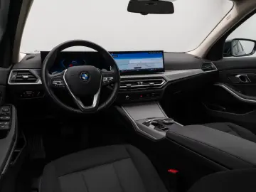 BMW 318i DAB PDC Widscreen Geschwindigkeitsreg LED