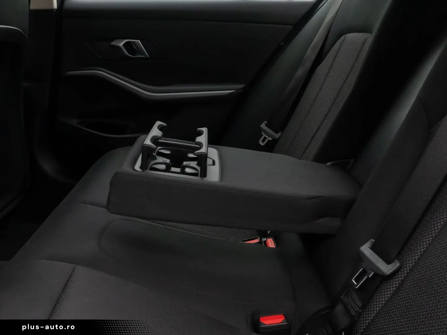 BMW 318i DAB PDC Widscreen Geschwindigkeitsreg LED