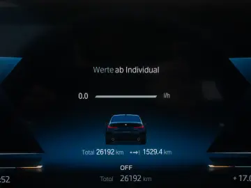 BMW 318i DAB PDC Widscreen Geschwindigkeitsreg LED