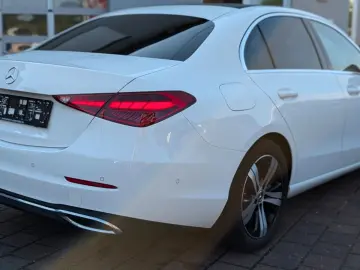 MERCEDES-BENZ C 220d 9G-tr. Panorama Avantgarde wenigKM 1.HD