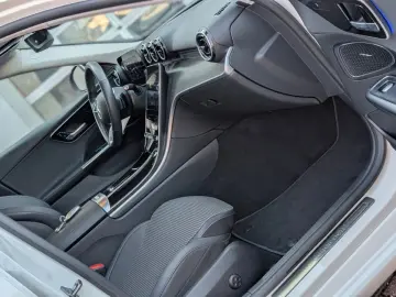 MERCEDES-BENZ C 220d 9G-tr. Panorama Avantgarde wenigKM 1.HD