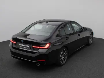 BMW 330d xD Lim. Kamera DAB Leder Alarm Sport 18Zoll