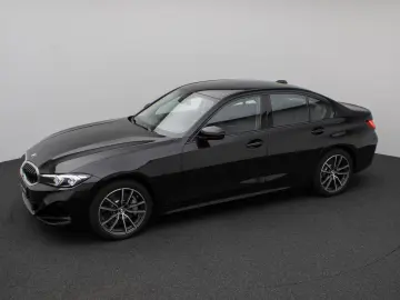 BMW 330d xD Lim. Kamera DAB Leder Alarm Sport 18Zoll