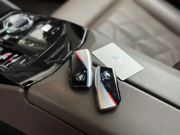 BMW 520d Limousine M Sport Paket  WERKSGARANTIE H&K