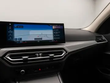 BMW 318i DAB PDC Widscreen Geschwindigkeitsreg LED
