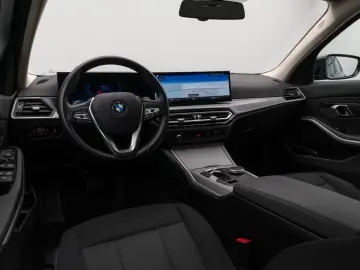 BMW 318i DAB PDC Widscreen Geschwindigkeitsreg LED
