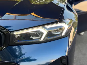 BMW 320i X DRIVE M SPORT PAKET HIFI SHD LED GARANTIE