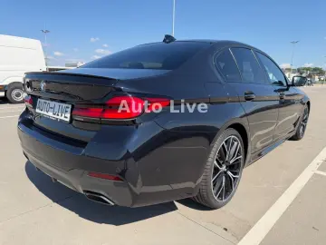 BMW 520d x Drive SAG M PAKET VIR LASER HEAD-UP KAMER