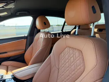 BMW 520d x Drive SAG M PAKET VIR LASER HEAD-UP KAMER