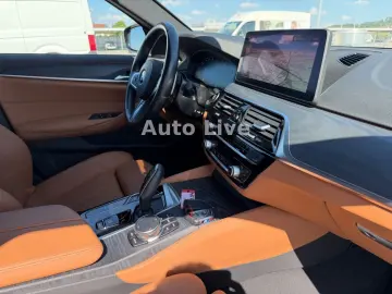 BMW 520d x Drive SAG M PAKET VIR LASER HEAD-UP KAMER