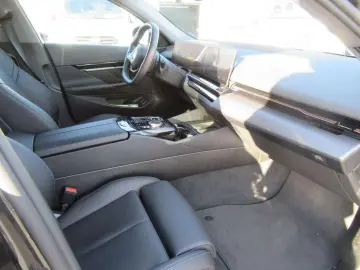 BMW 520 520 Diesel Automatik NEUES MODEL