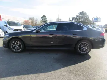 BMW 520 520 Diesel Automatik NEUES MODEL