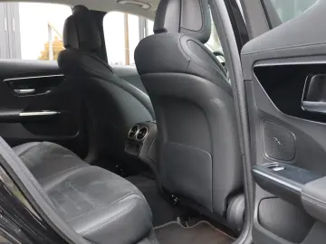 MERCEDES-BENZ C 220 C -Klasse Lim. AMG Line  LED Schiebedach