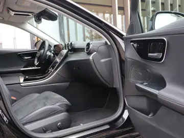MERCEDES-BENZ C 220 C -Klasse Lim. AMG Line  LED Schiebedach