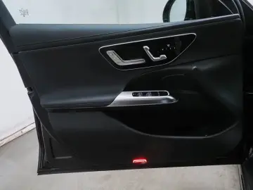 MERCEDES-BENZ E 220 d 4M T All-Terrain Avantgarde Ni…