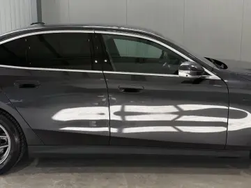 BMW 520i Limousine  Head-UP  Bowers&Wilkins  1 Hand