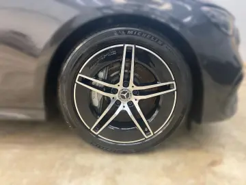 MERCEDES-BENZ E 220 d AMG Adv.Plus Burm. Distr LED P…