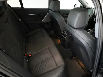 BMW 520d  Travel Innov. Pak Panorama HUD  AHK el  WR