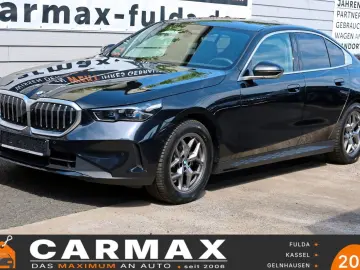 BMW 520d  Travel Innov. Pak Panorama HUD  AHK el  WR