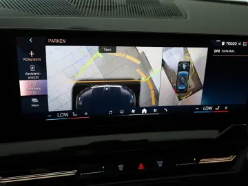 BMW 520d  Travel Innov. Pak Panorama HUD  AHK el  WR