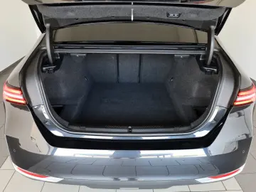 BMW 520d  Travel Innov. Pak Panorama HUD  AHK el  WR