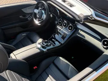 MERCEDES-BENZ C 300 d Cabrio AMG-LINE LED Kamera 360
