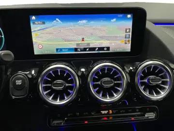 MERCEDES-BENZ EQA 300 4matic Progressive AMG-Räder L…