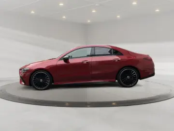 MERCEDES-BENZ CLA 200 d Coupe AMG AMG MBUX MBeam Night AHK