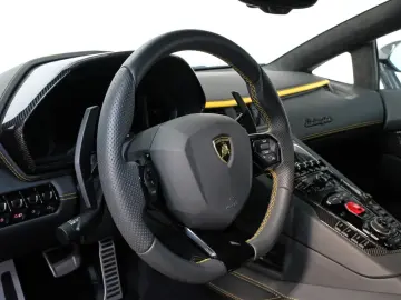 LAMBORGHINI Aventador S WARRANTY 1.OWNER FULL CARBON LIFT