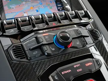 LAMBORGHINI Aventador S WARRANTY 1.OWNER FULL CARBON LIFT