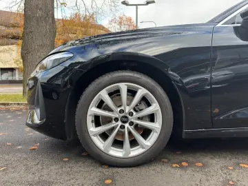AUDI A5 Limousine TFSI quattro S tronic Fahren Parken