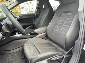 AUDI A5 Limousine TFSI quattro S tronic Fahren Parken